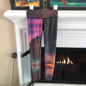 Teeki Yoga Pants, size S.